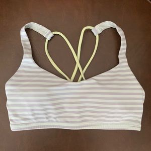 Lululemon Free To Be Bra